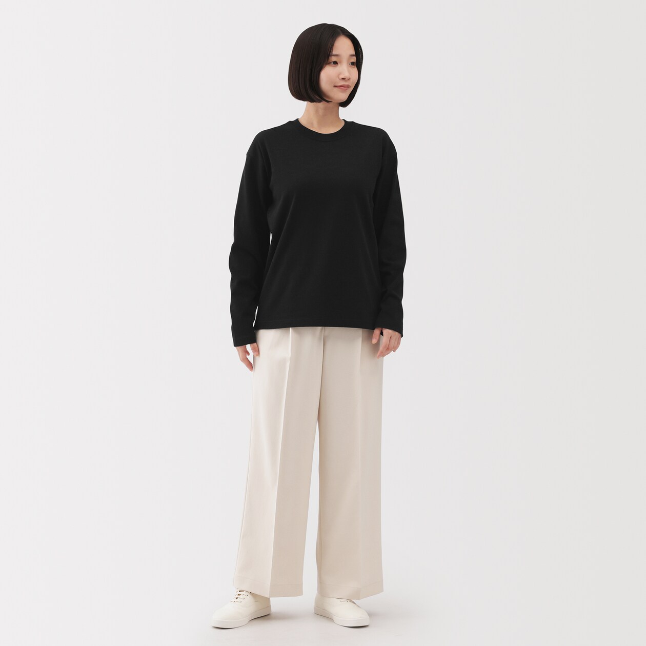 婦人　引き揃え天竺編みクルーネック長袖Ｔシャツ