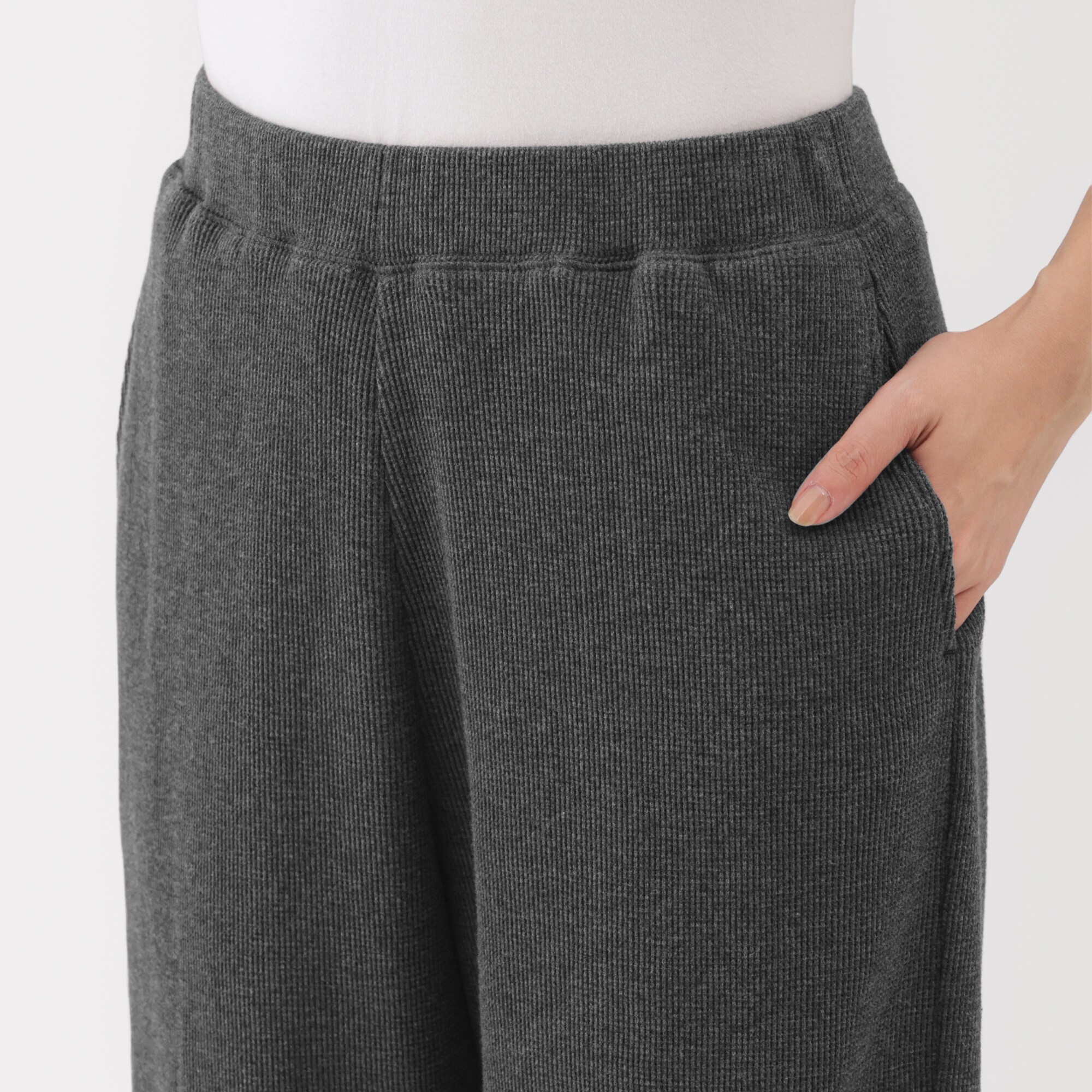 婦人　ワッフル編みパンツ