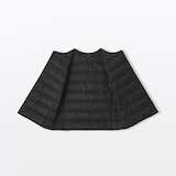 婦人　軽量ダウンポケッタブルノーカラーベスト