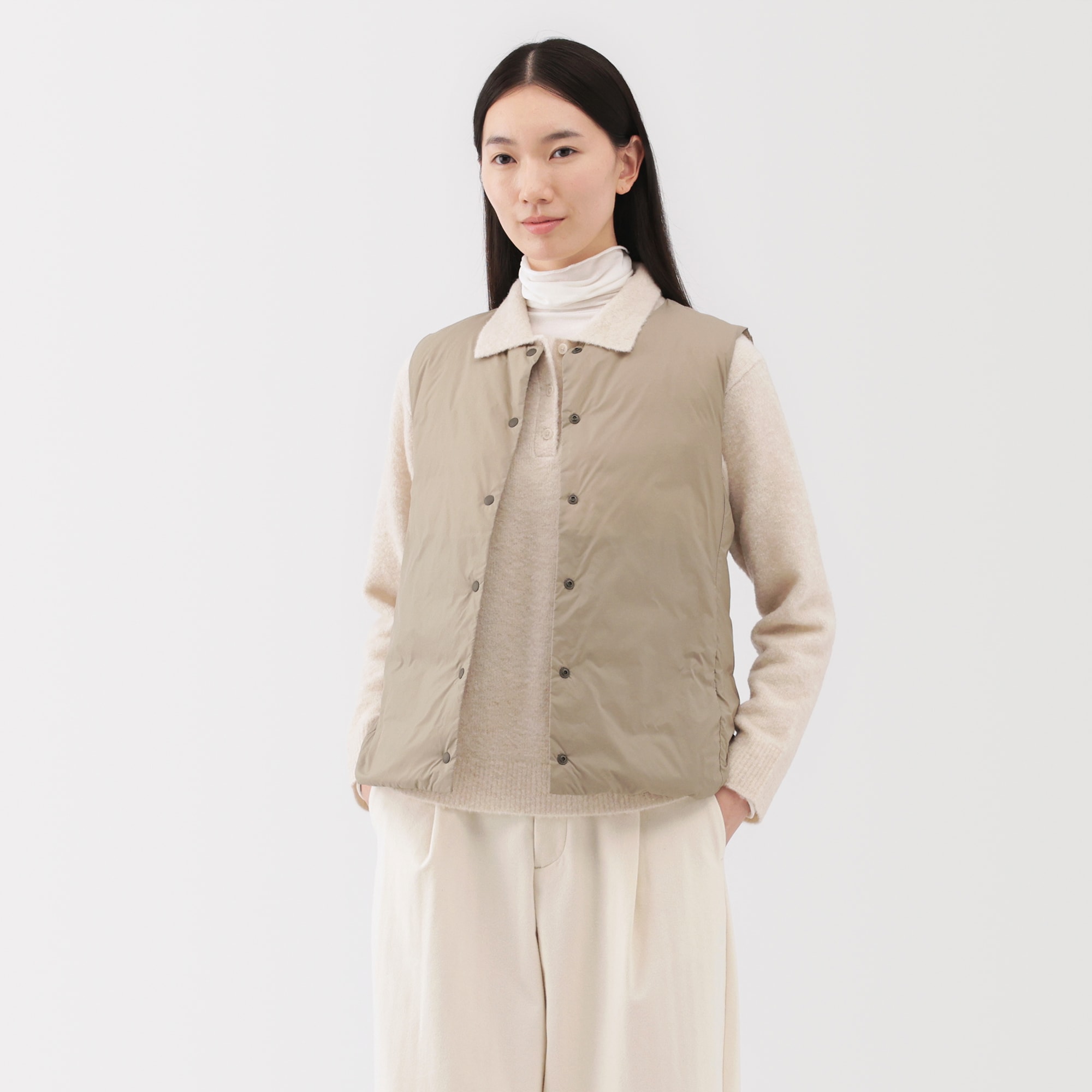 婦人 軽量ダウンポケッタブルノーカラーベスト | 無印良品