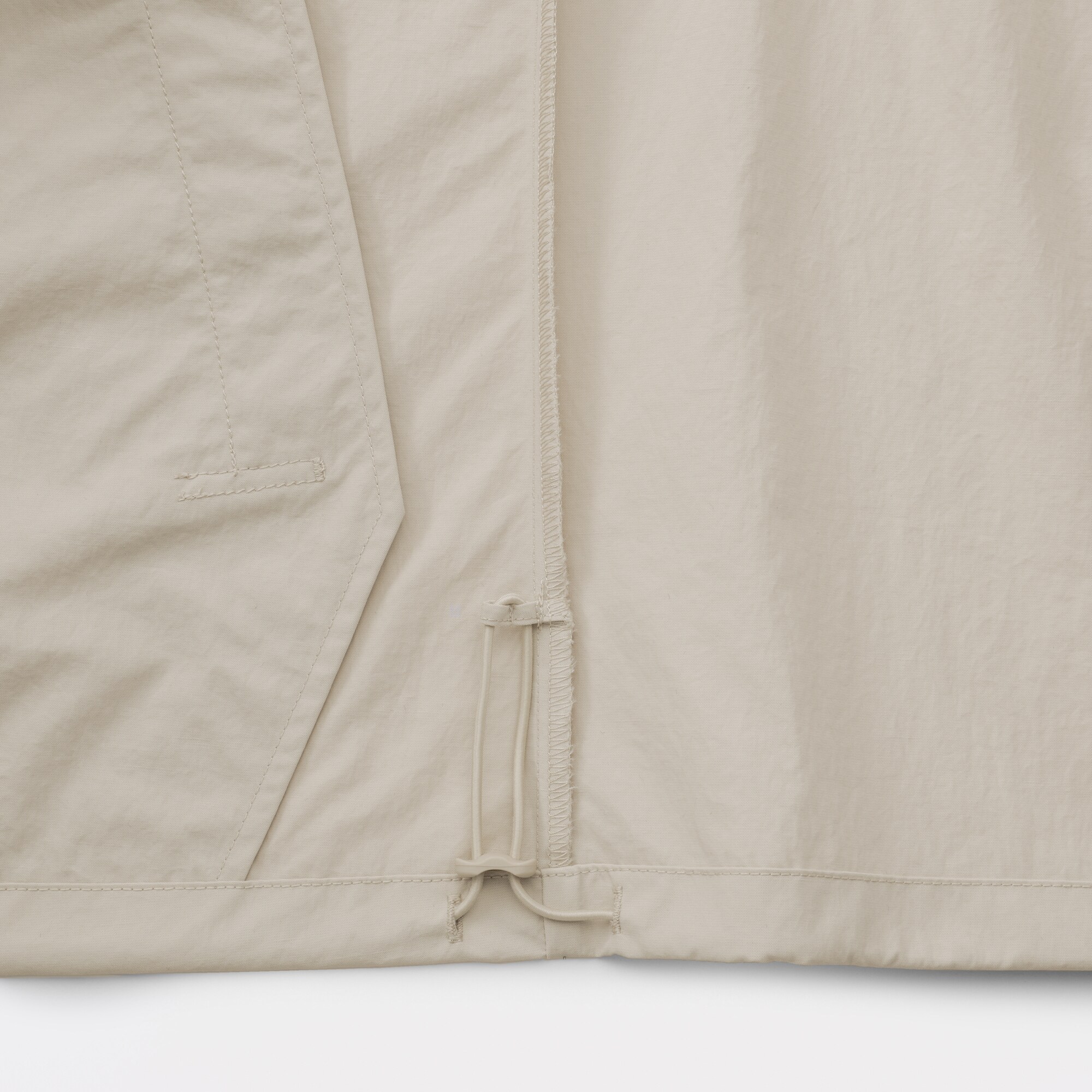 婦人　撥水ＵＶカットポケッタブルフードジャケット