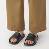 一体成型　足なりサンダル