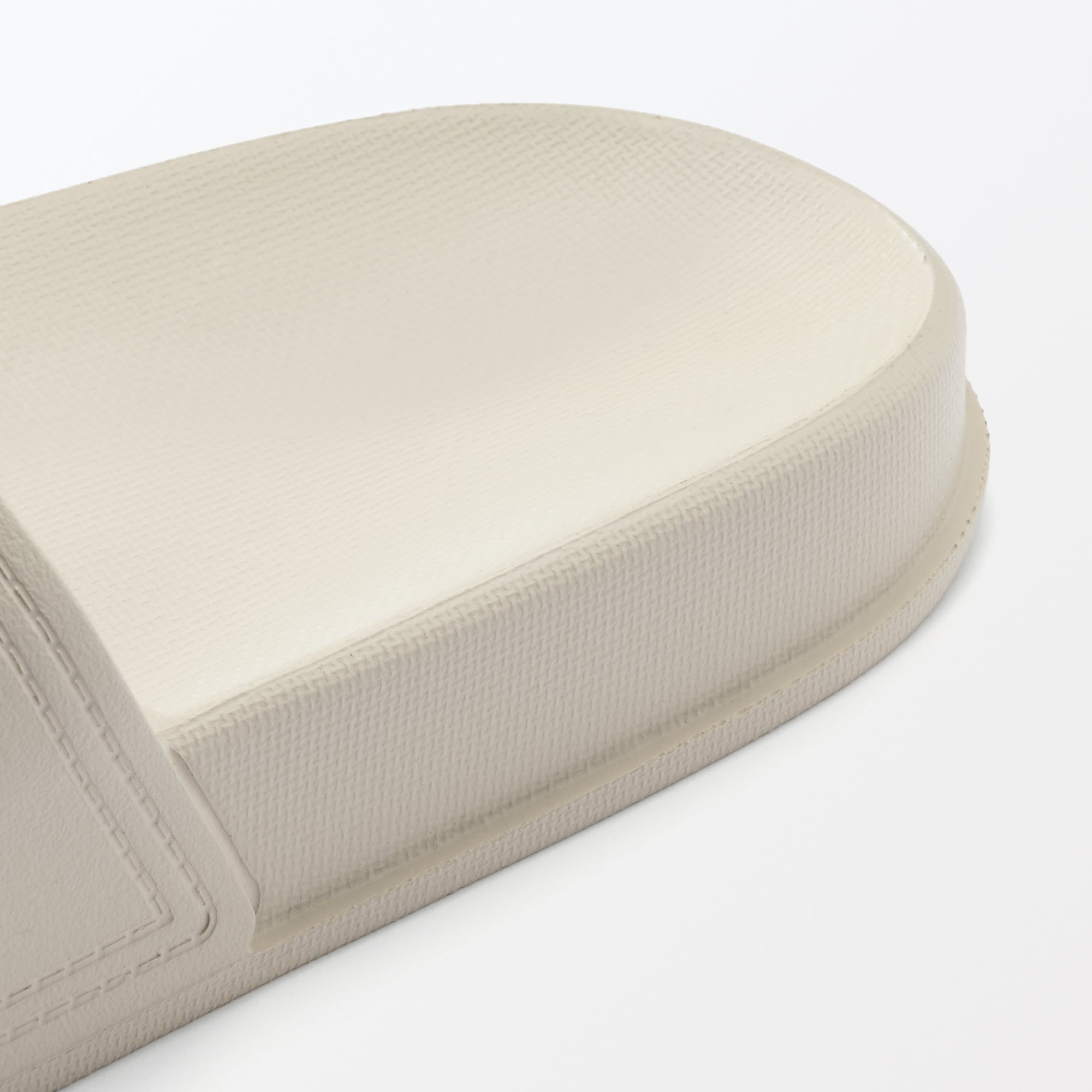 一体成型　足なりサンダル