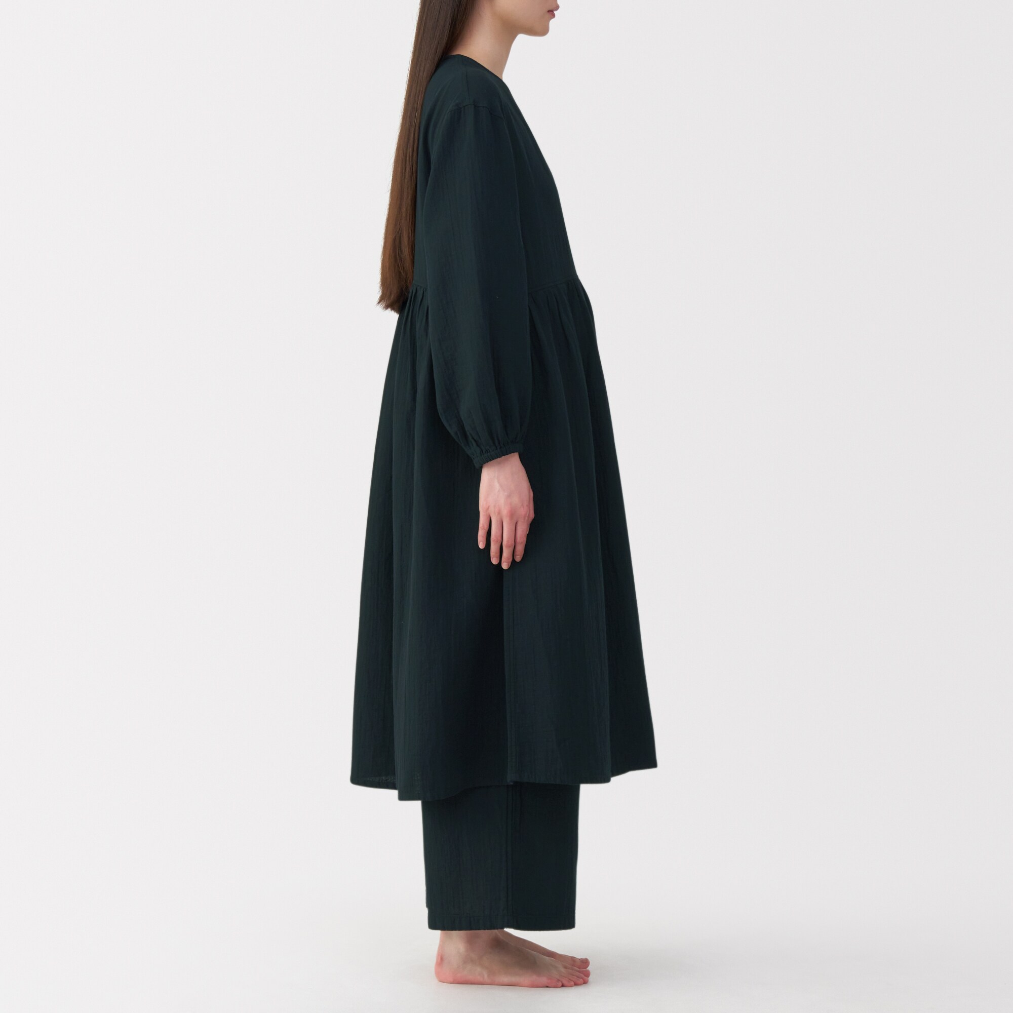 婦人　ふんわりしぼガーゼ　ロングカーディガン