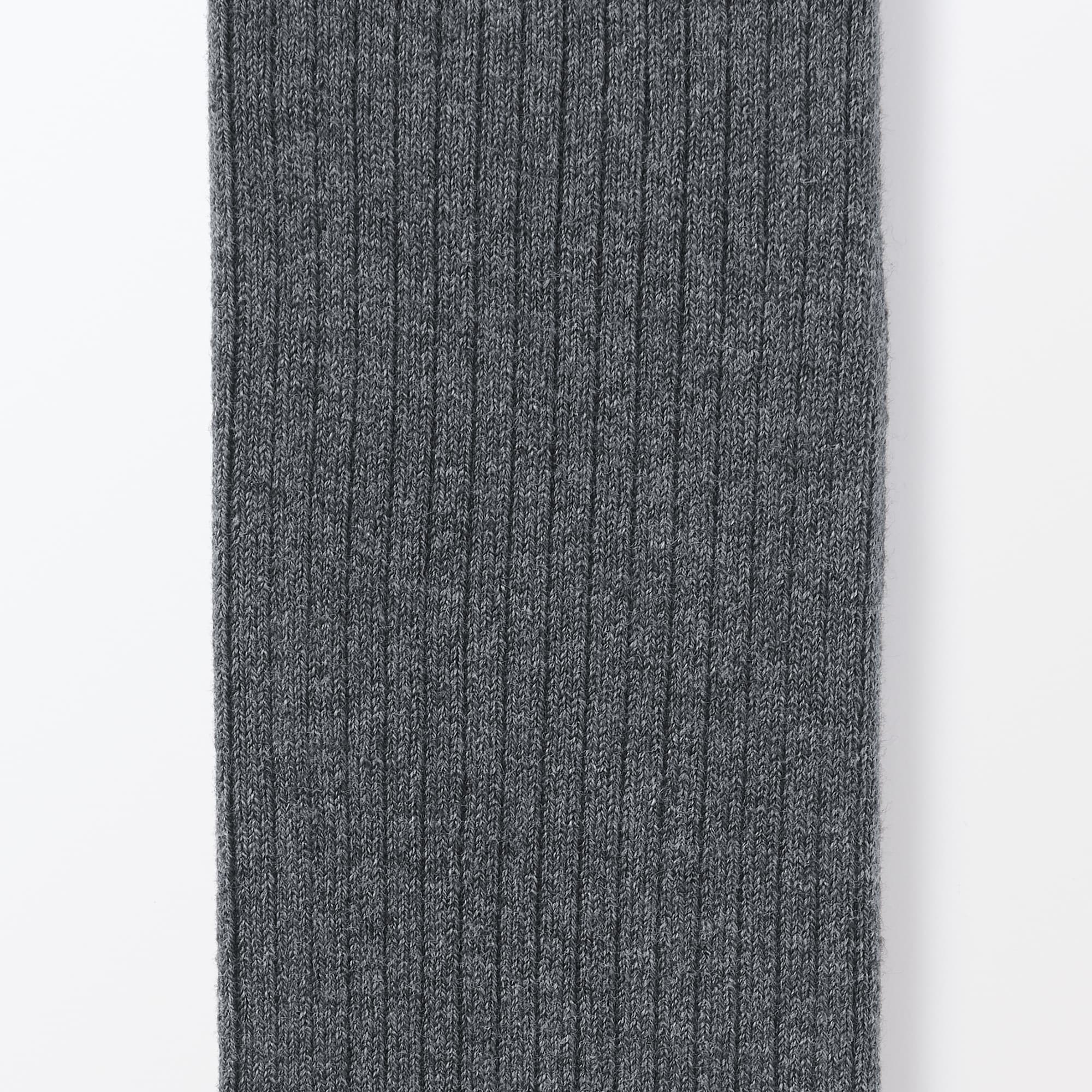 キッズ　足なり直角　かかとに合う　リブ編みタイツ