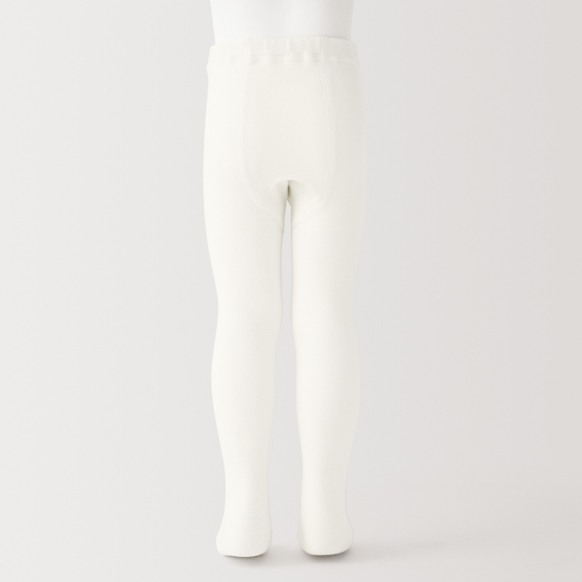 ベビー　足なり直角　かかとに合う　タイツ