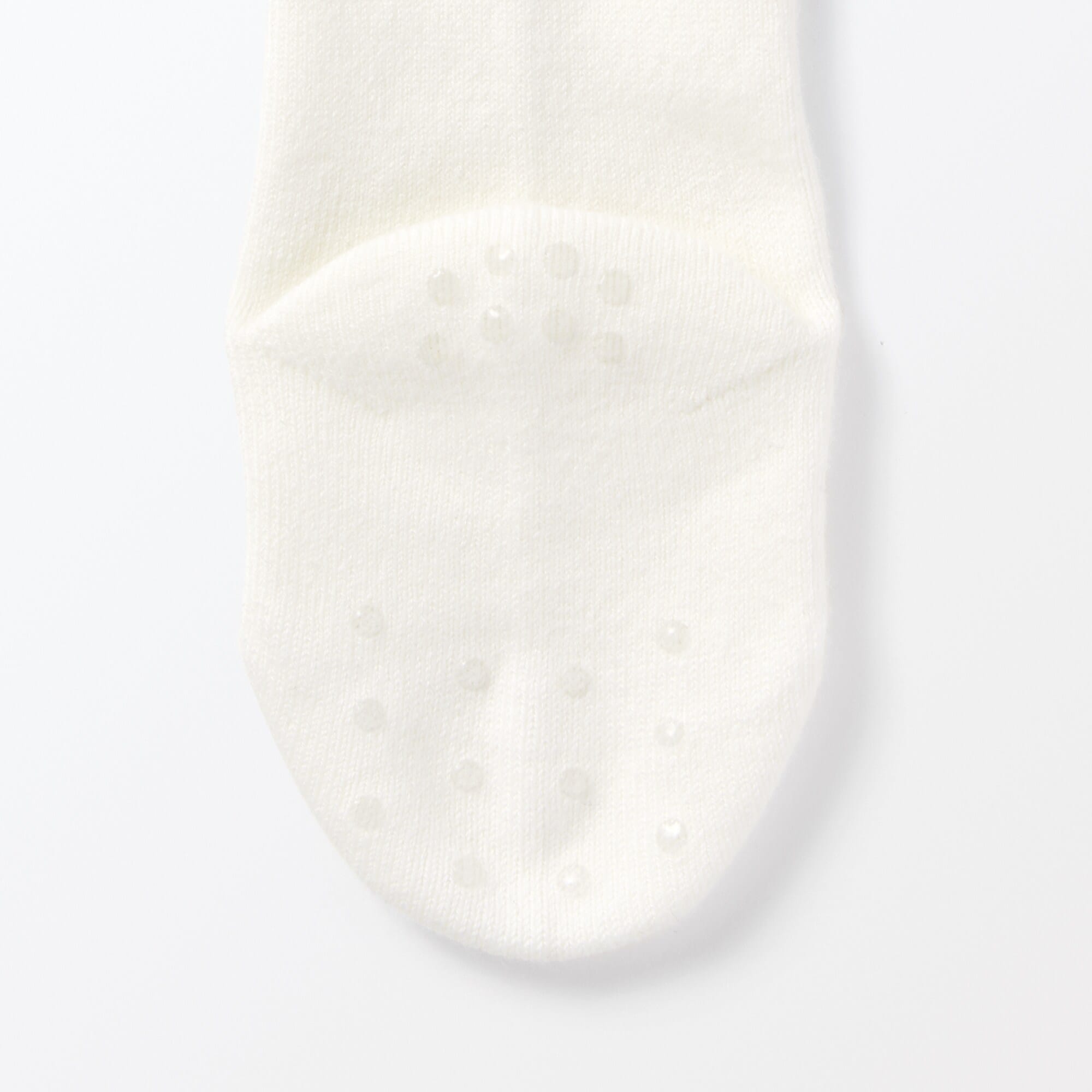 ベビー　足なり直角　かかとに合う　タイツ