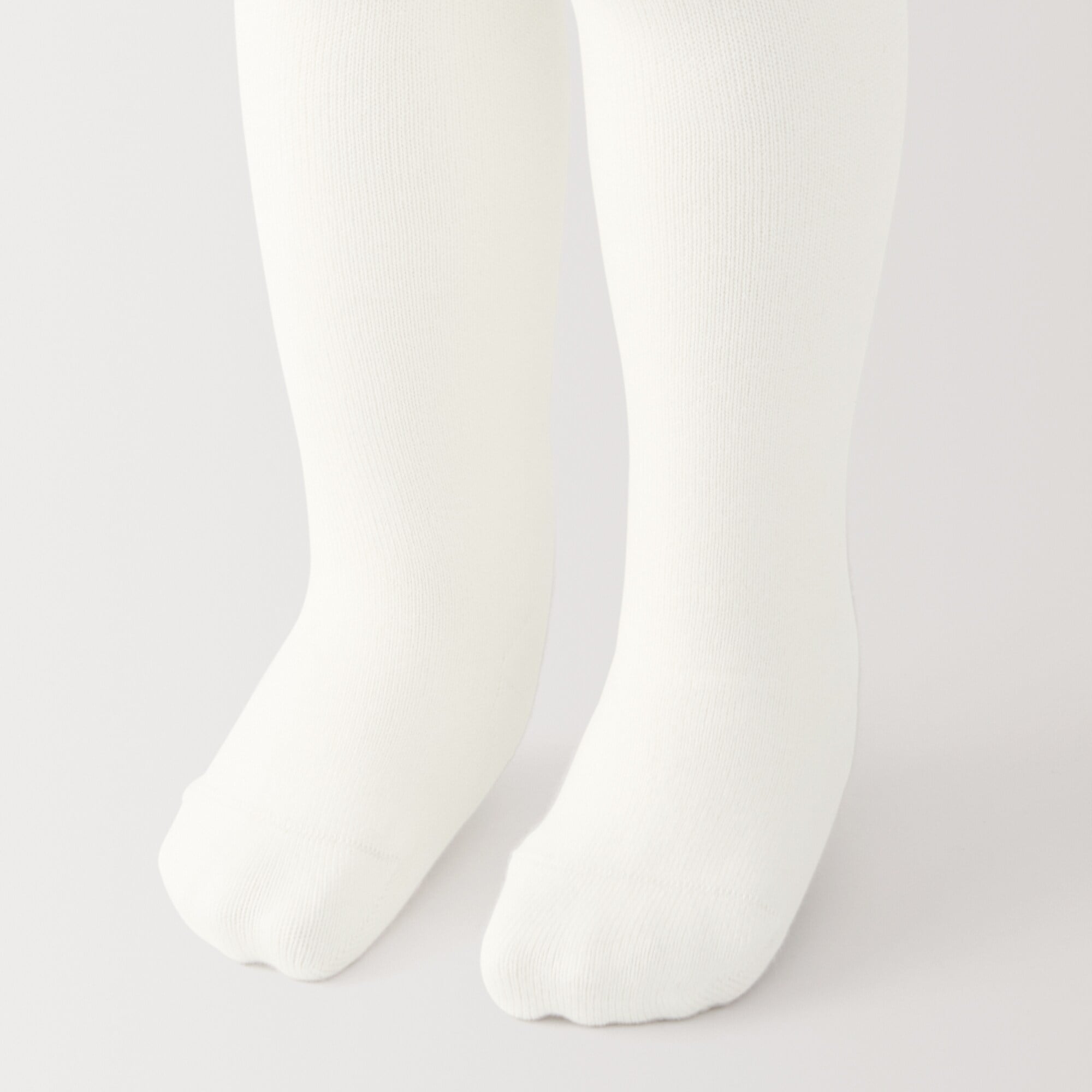 ベビー　足なり直角　かかとに合う　タイツ