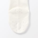 ベビー　足なり直角　かかとに合う　タイツ