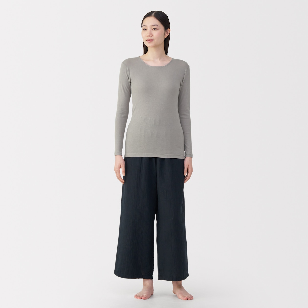 婦人　あったか綿　クルーネック長袖Ｔシャツ