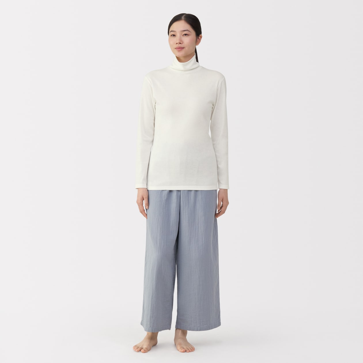婦人　あったか綿　厚手　タートルネック長袖Ｔシャツ