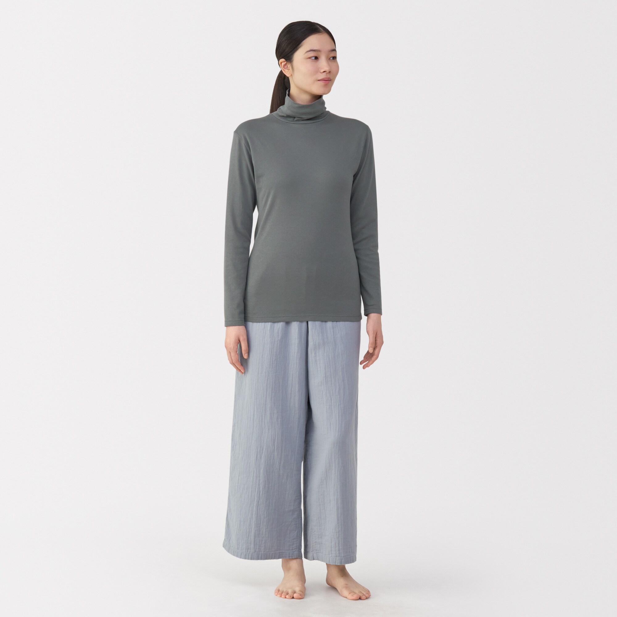 婦人　あったか綿　厚手　タートルネック長袖Ｔシャツ