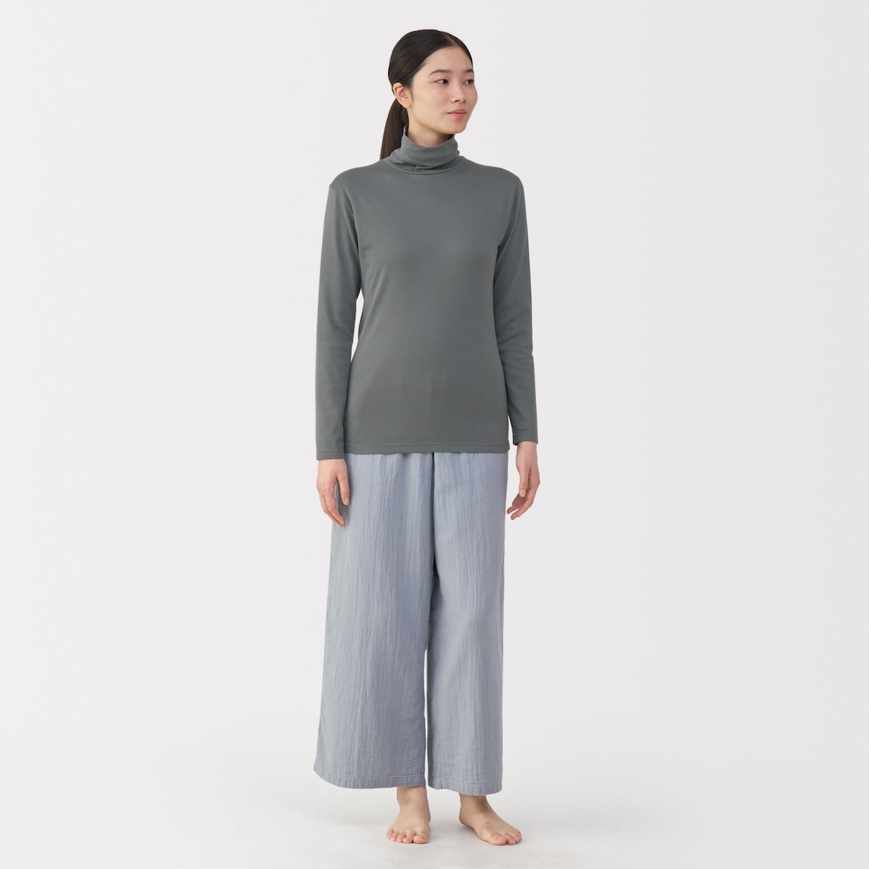 婦人　あったか綿　厚手　タートルネック長袖Ｔシャツ