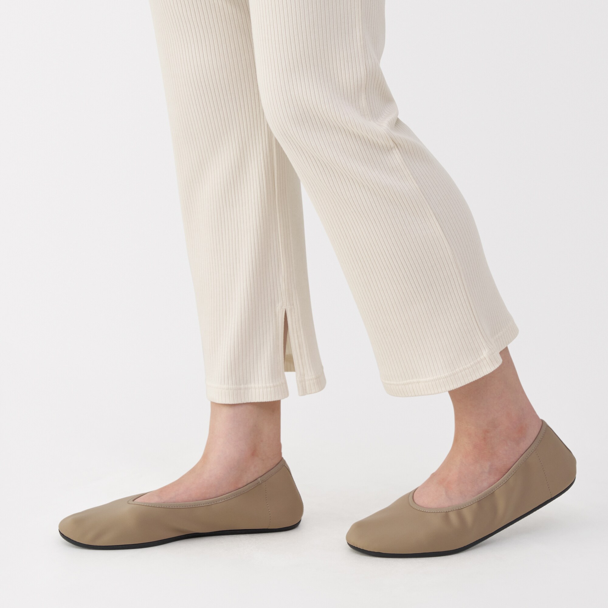 婦人　なめらかリブストレートレギンス（十分丈）