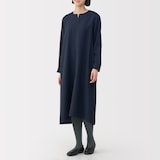 婦人　足なり直角　かかとに合う　タイツ