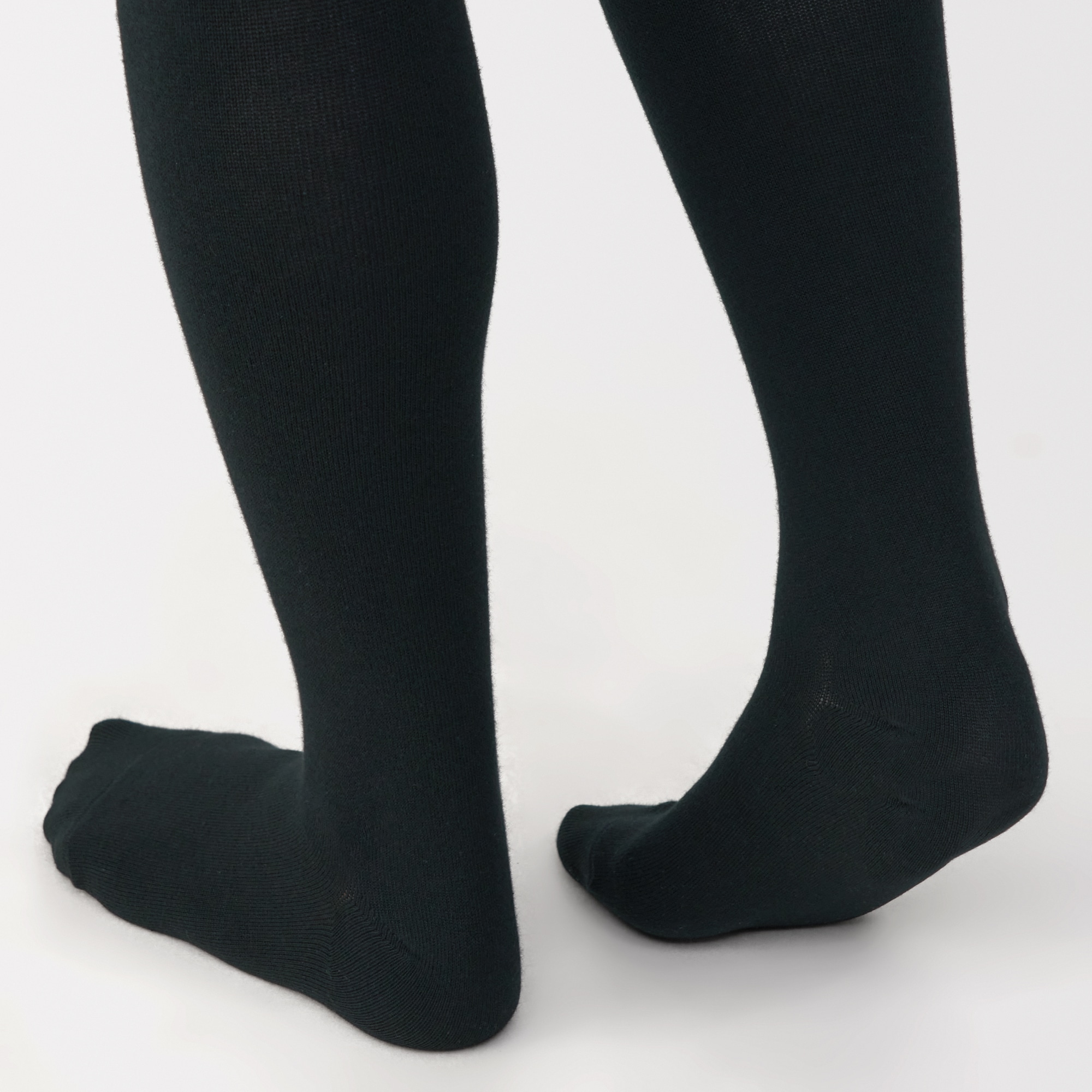 婦人　足なり直角　かかとに合う　タイツ