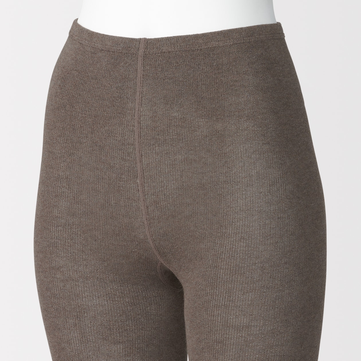 婦人　足なり直角　かかとに合う　タイツ