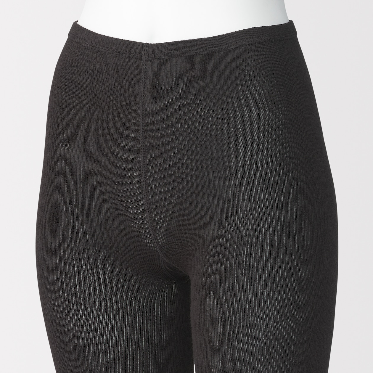 婦人　足なり直角　かかとに合う　タイツ