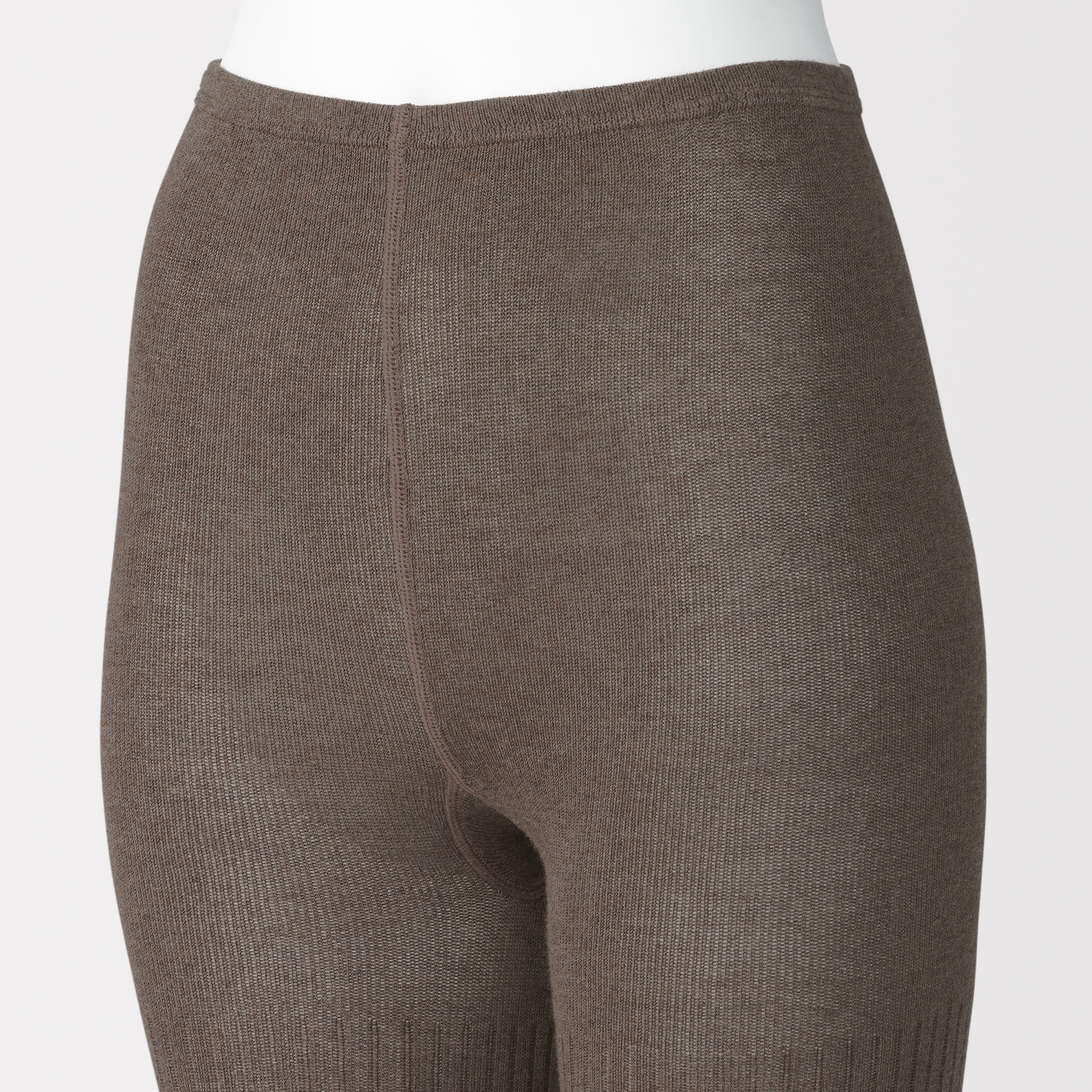 婦人　足なり直角　かかとに合う　リブ編みタイツ