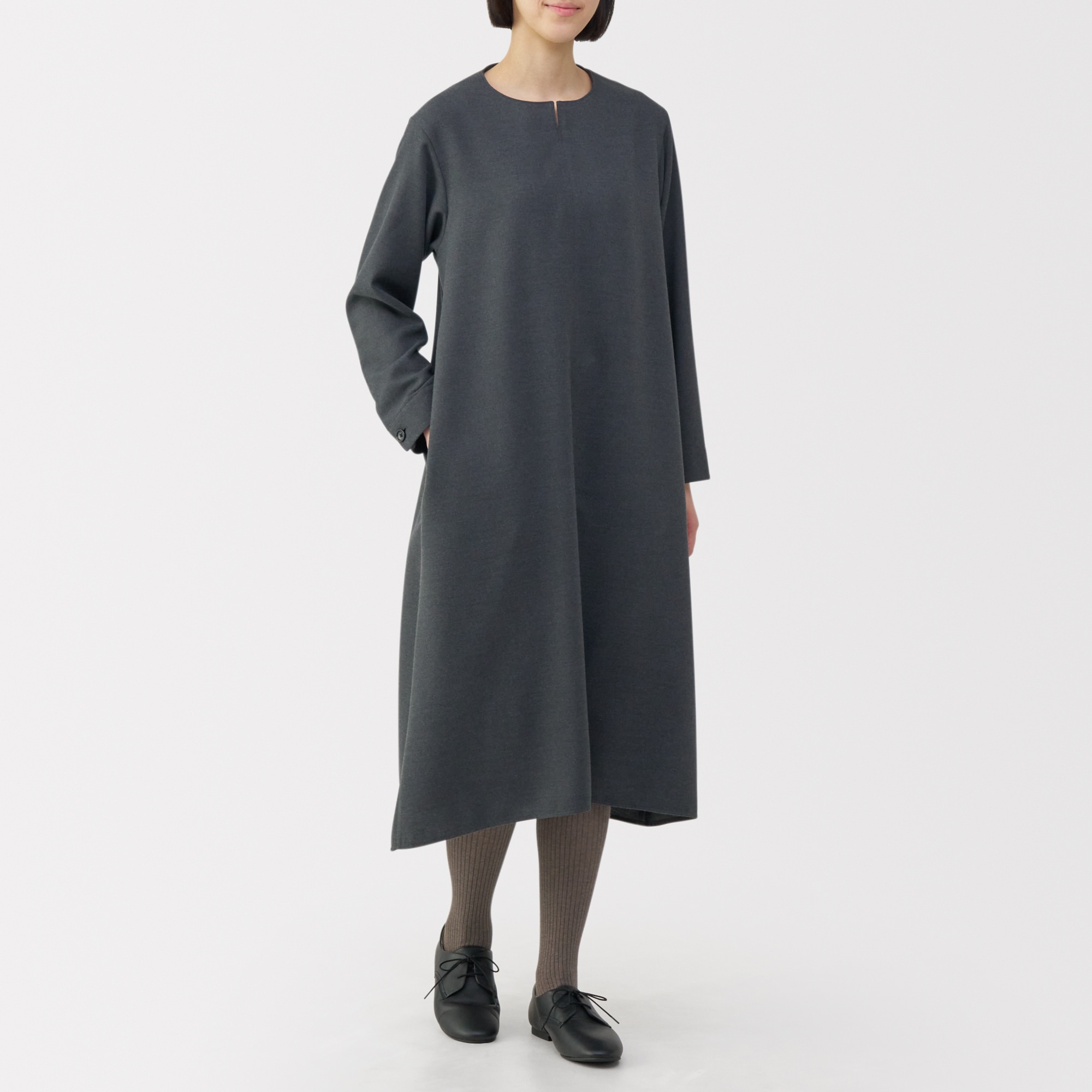 婦人　足なり直角　かかとに合う　リブ編みタイツ