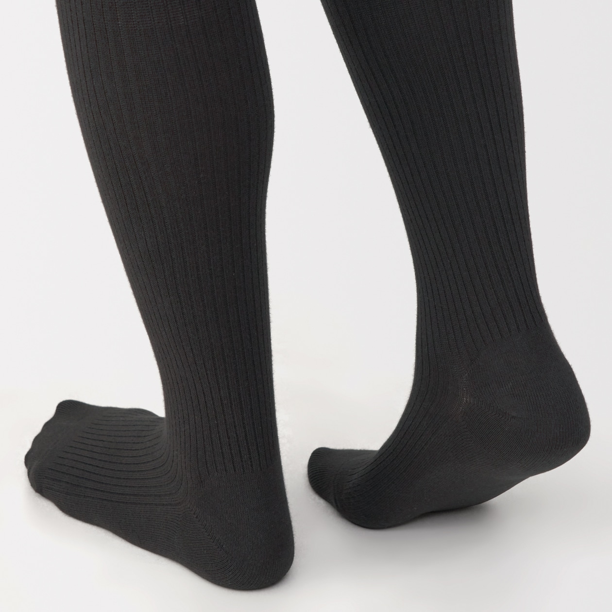 婦人　足なり直角　かかとに合う　リブ編みタイツ