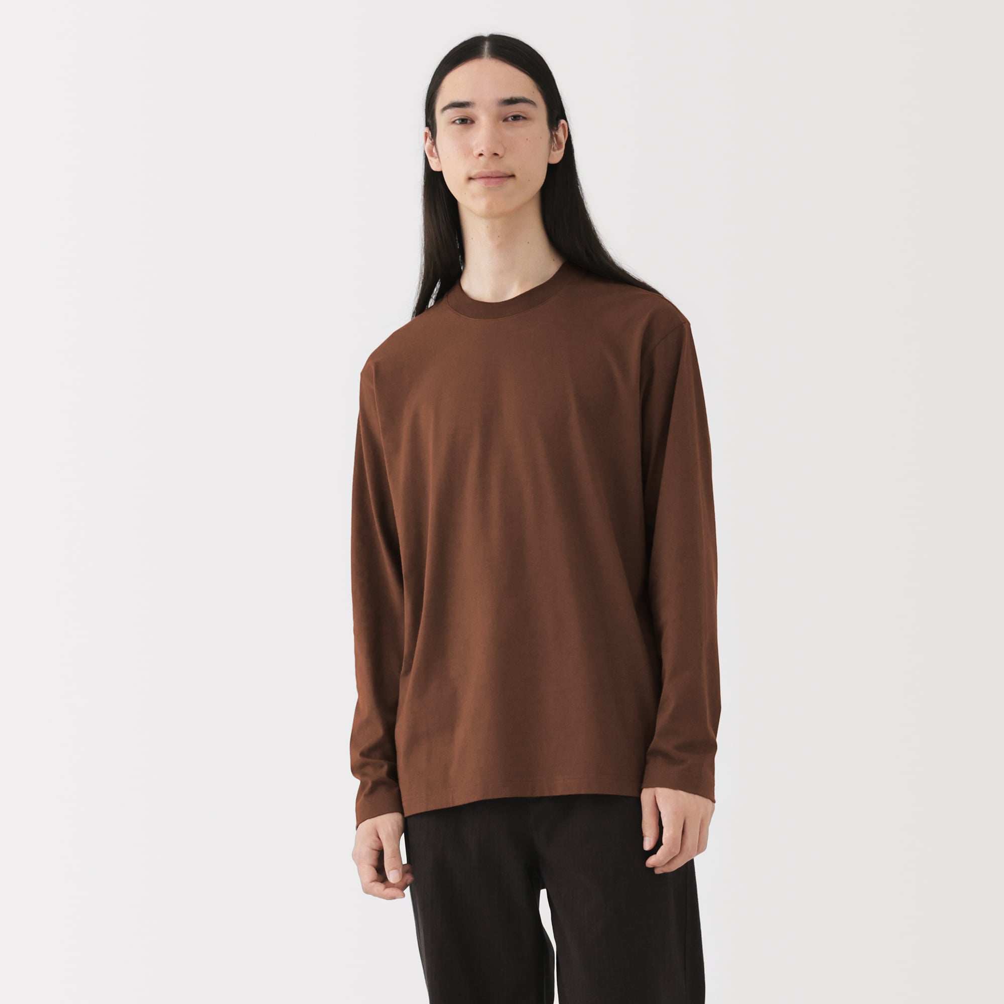 紳士 昔ながらの製法で編み立てた天竺ハイネック長袖Tシャツ | 無印良品