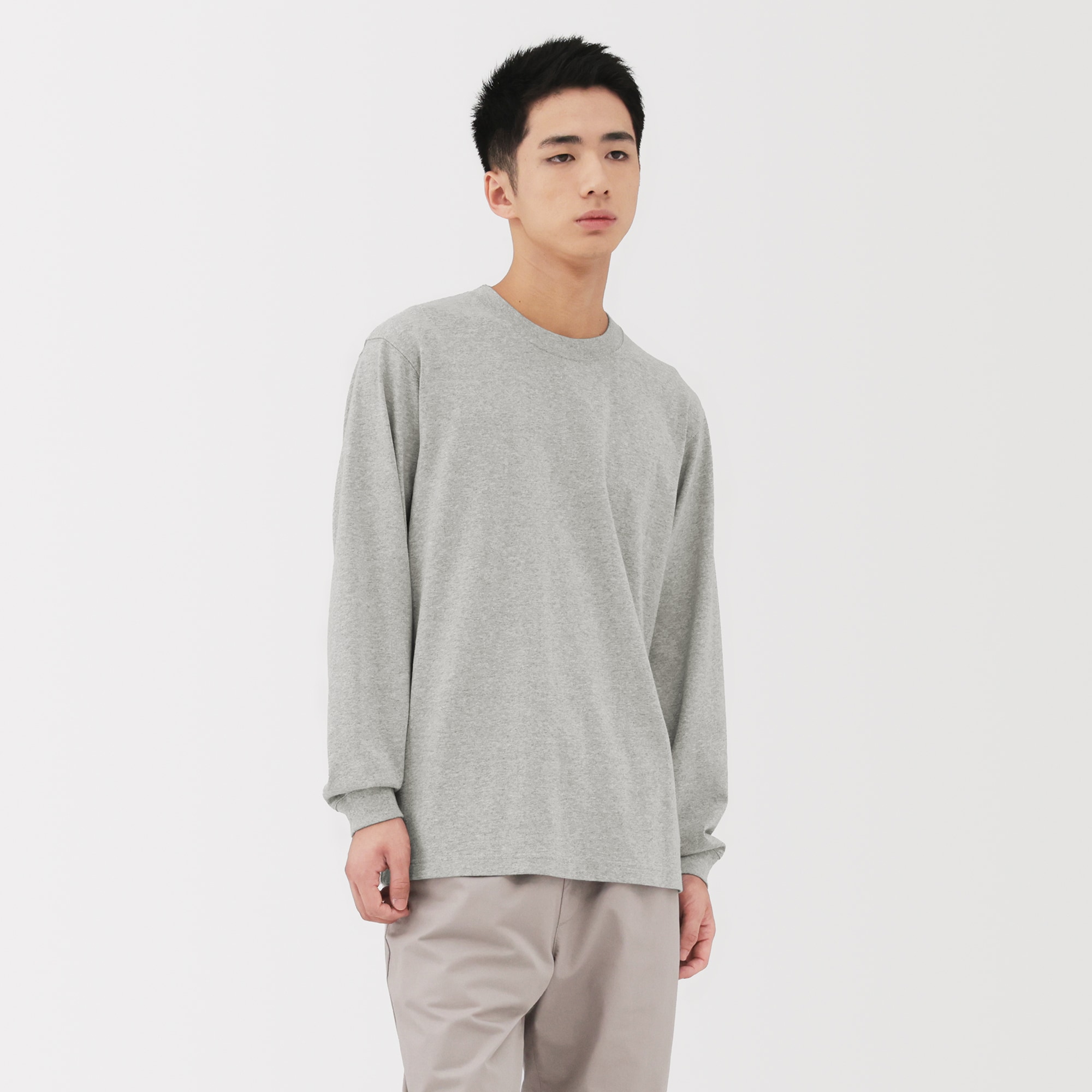 紳士 洗いざらし太番手クルーネック長袖Tシャツ | 無印良品