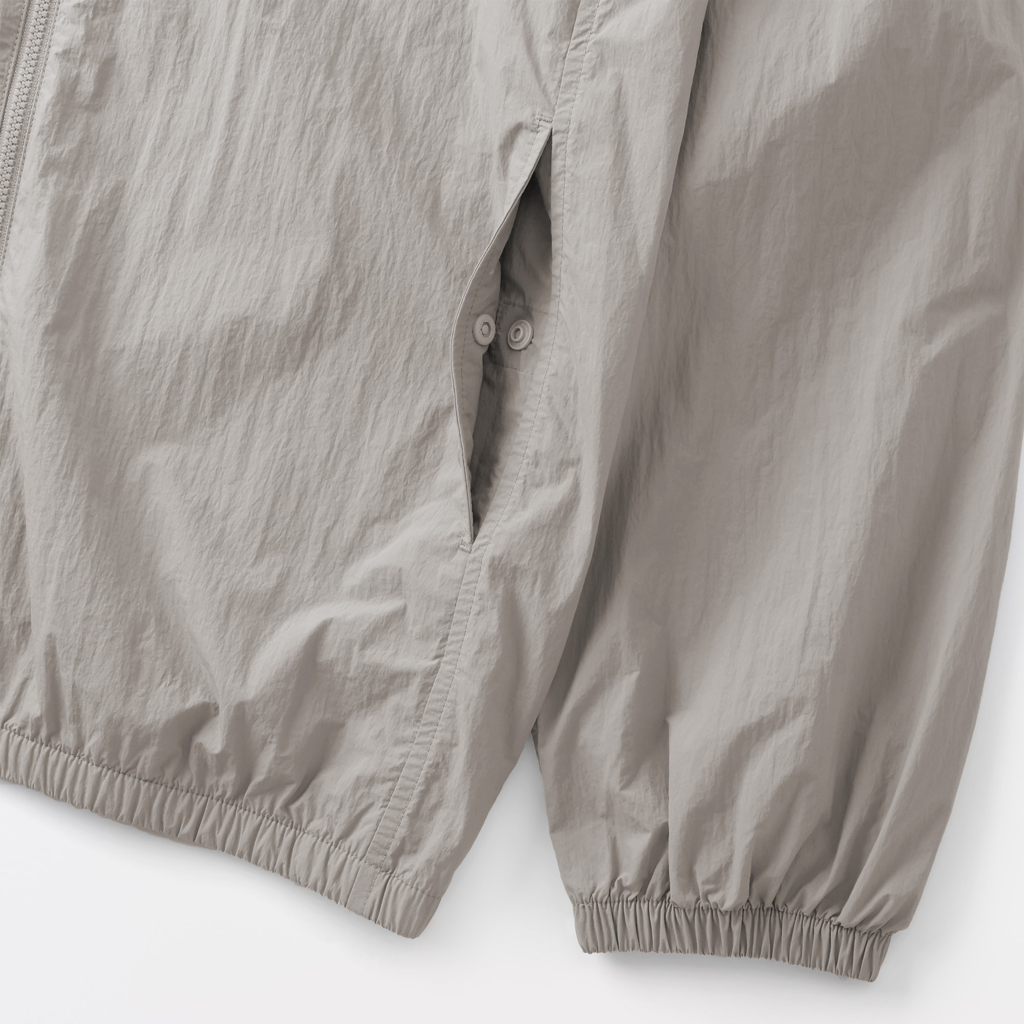 紳士　撥水ナイロンポケッタブルウィンドブレーカー