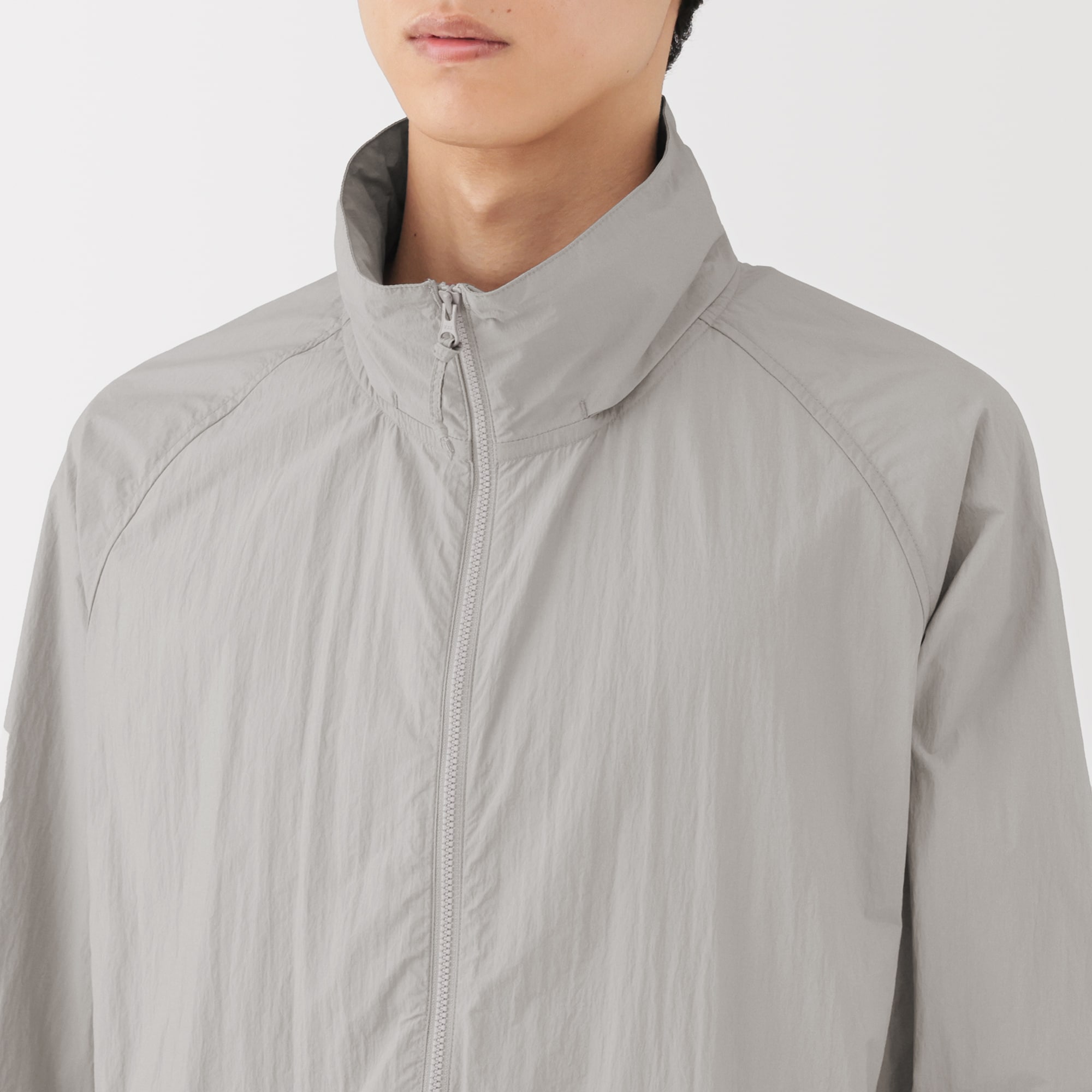 紳士　撥水ナイロンポケッタブルウィンドブレーカー