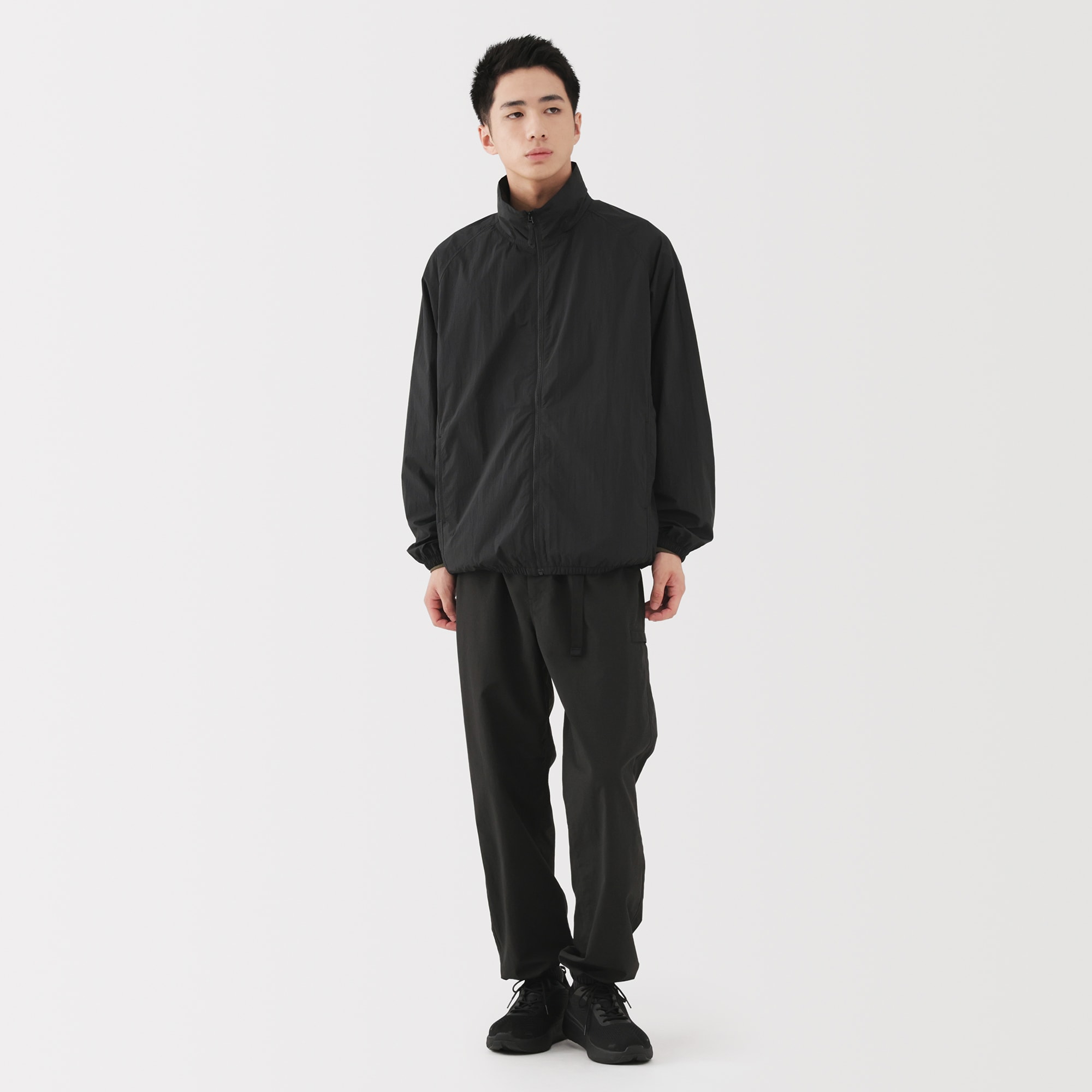 紳士　撥水ナイロンポケッタブルウィンドブレーカー