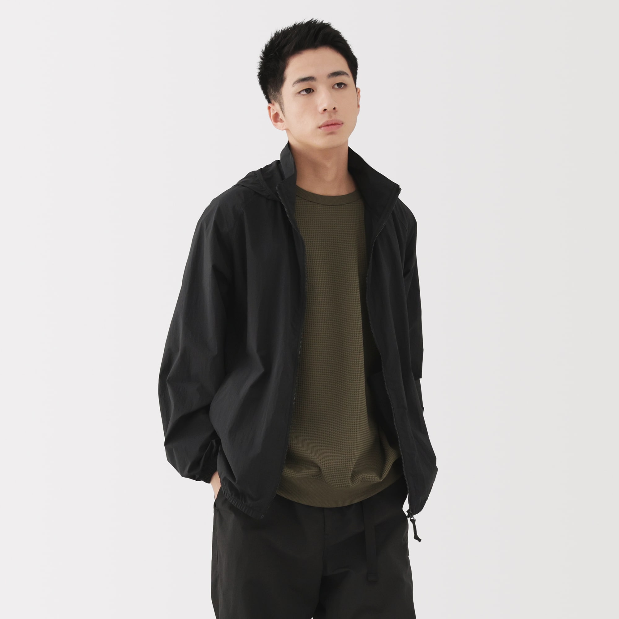 紳士 撥水ナイロンポケッタブルウィンドブレーカー | 無印良品