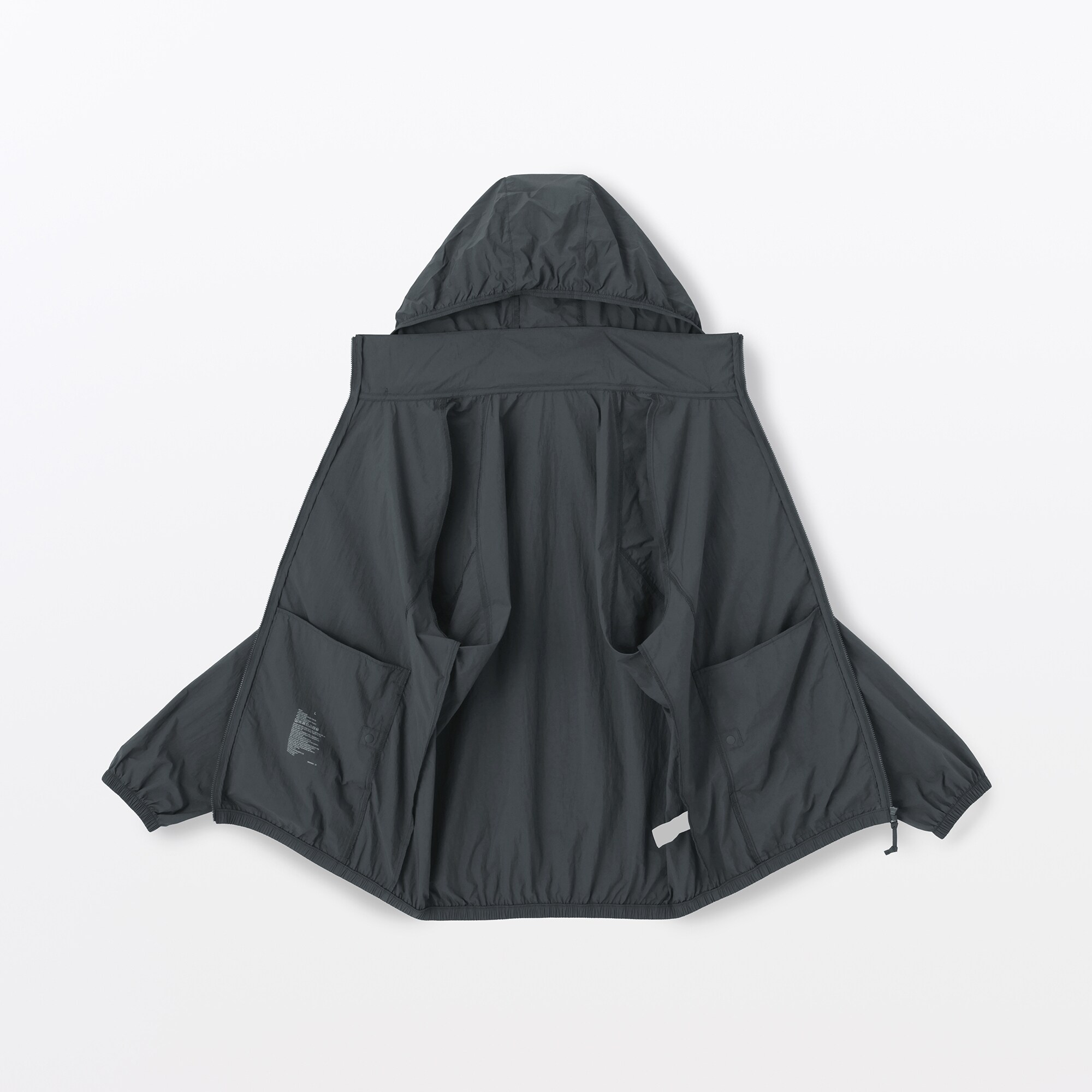 紳士　撥水ナイロンポケッタブルウィンドブレーカー