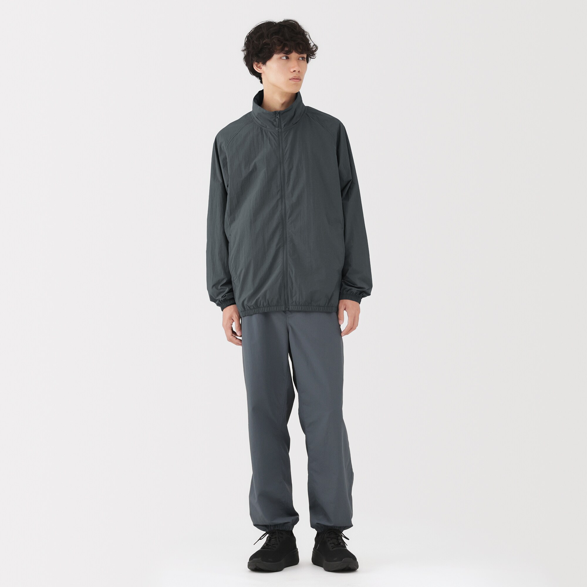 紳士 撥水ナイロンポケッタブルウィンドブレーカー | 無印良品