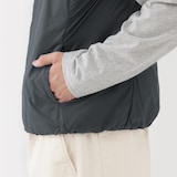 紳士　軽量ダウンポケッタブルノーカラーベスト