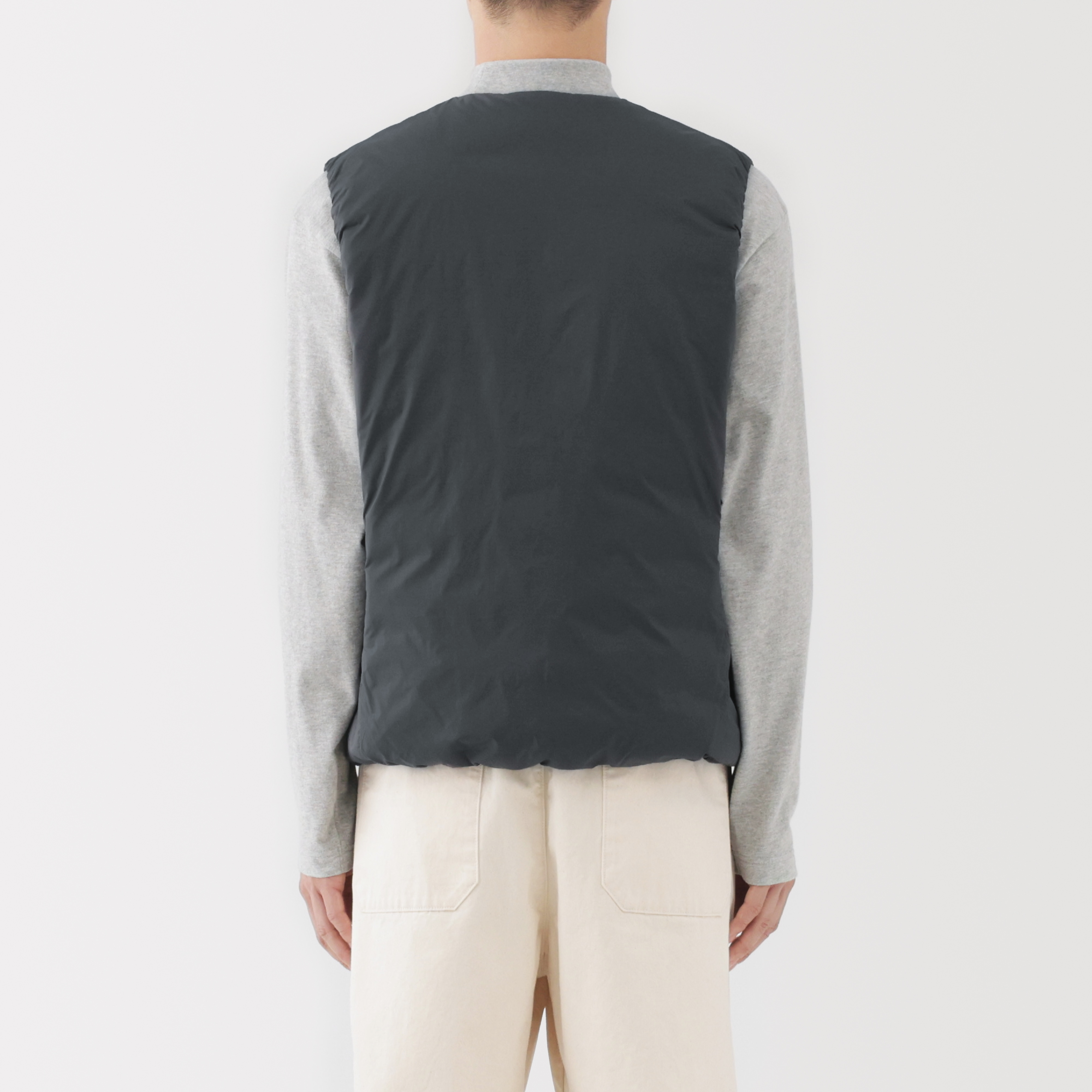 紳士 軽量ダウンポケッタブルノーカラーベスト | 無印良品