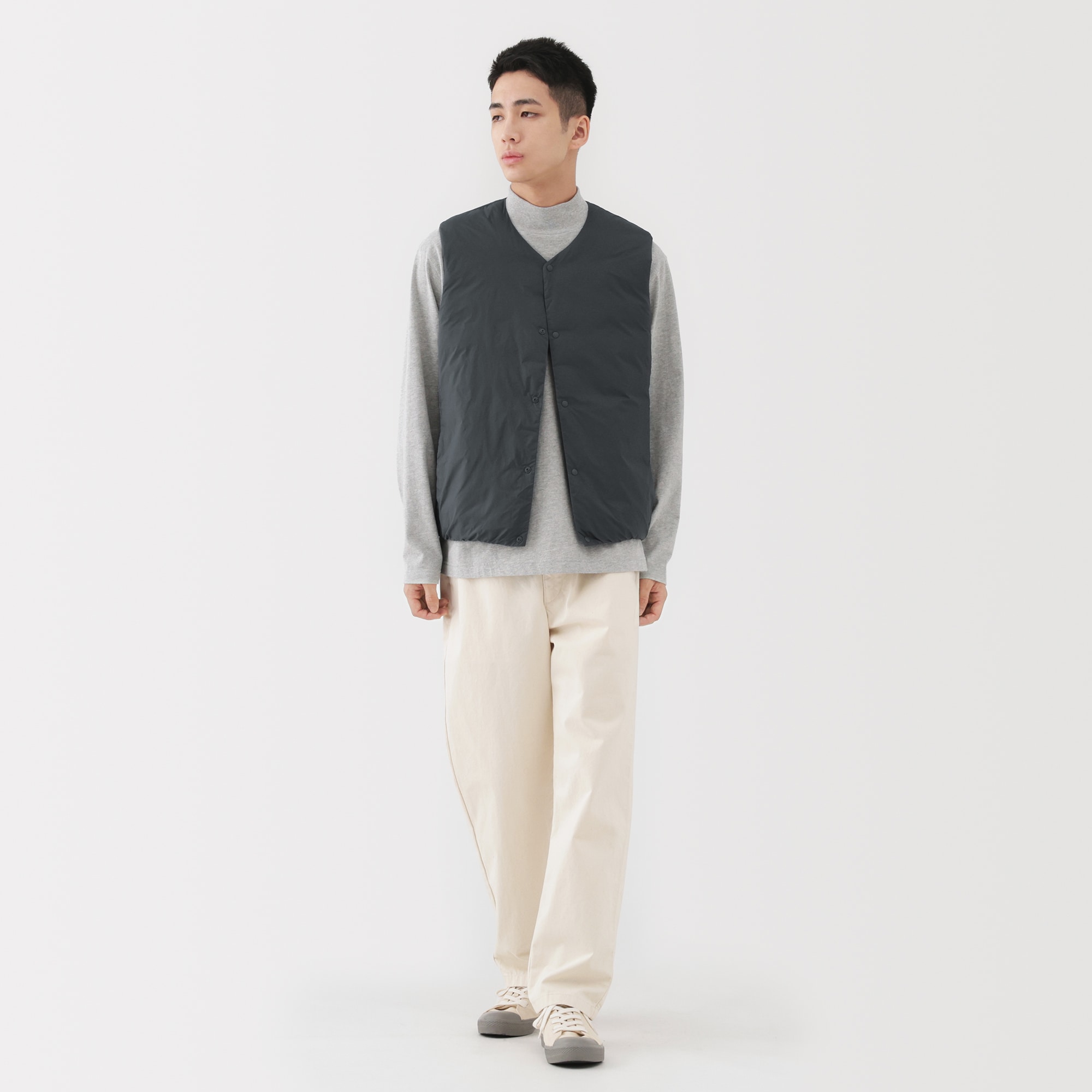 紳士　軽量ダウンポケッタブルノーカラーベスト