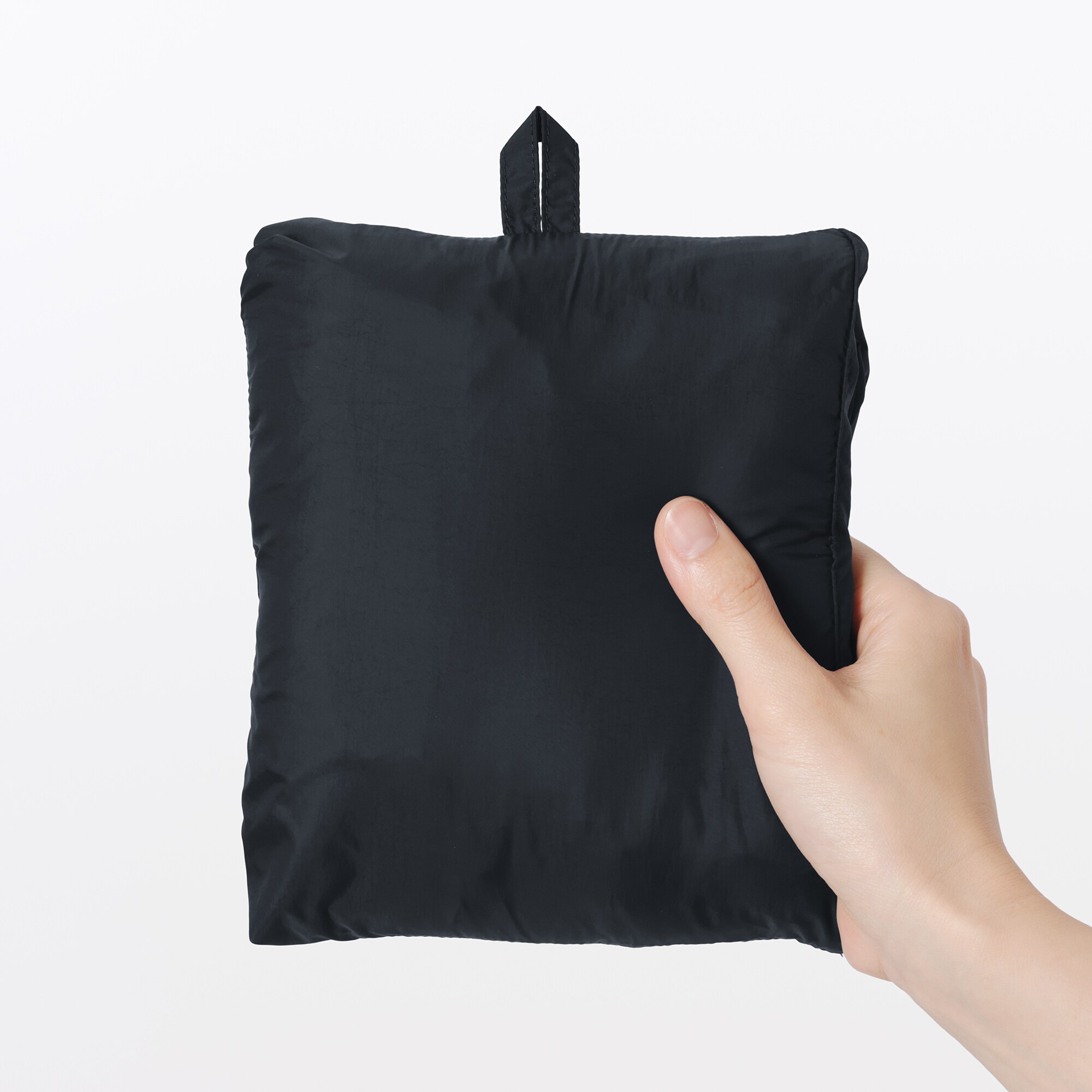 紳士　軽量ダウンポケッタブルノーカラーベスト