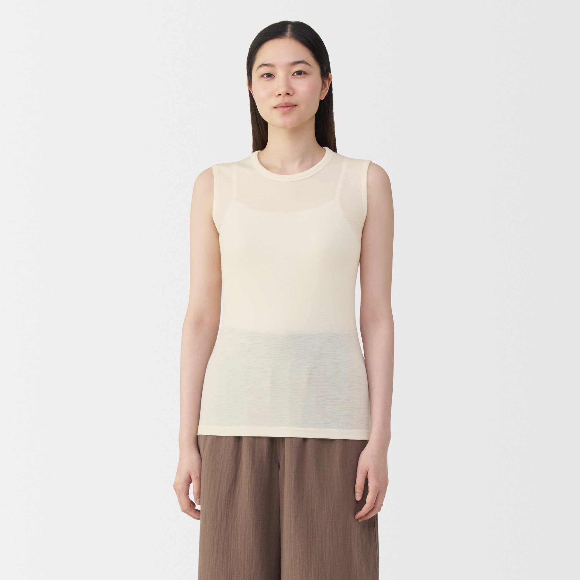 婦人　ウールスリーブレスＴシャツ