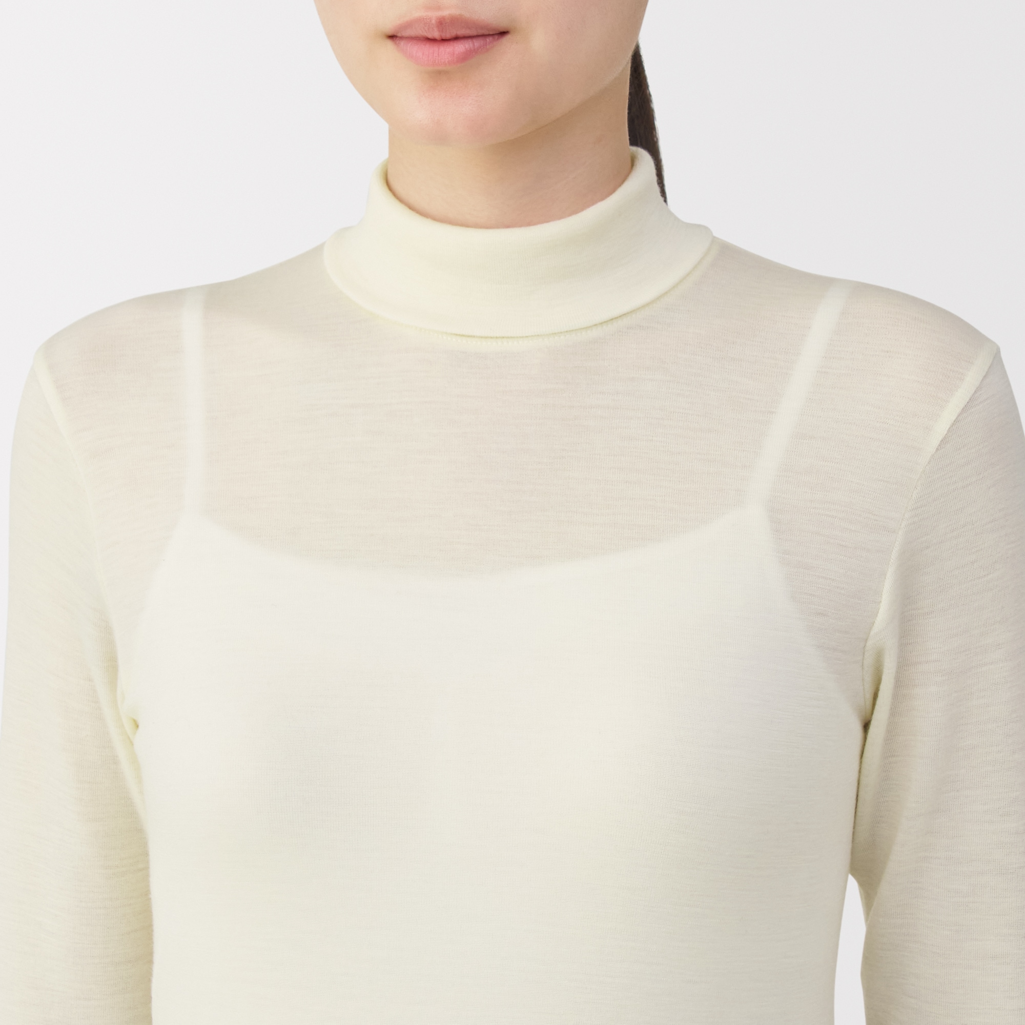 婦人　ウールタートルネック長袖Ｔシャツ