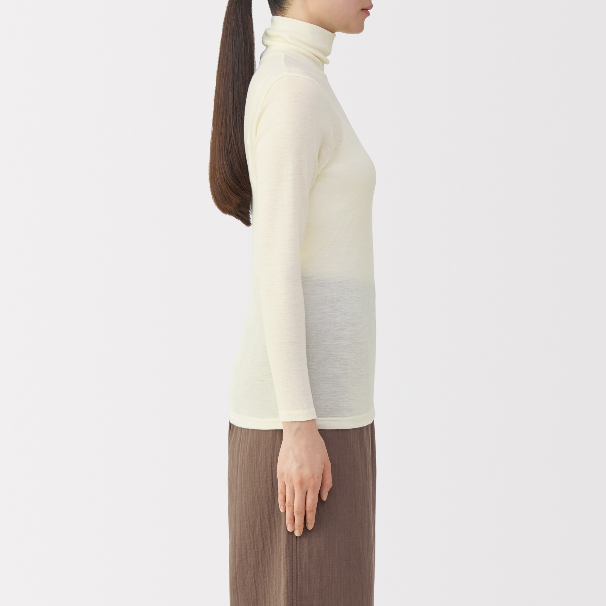 婦人　ウールタートルネック長袖Ｔシャツ