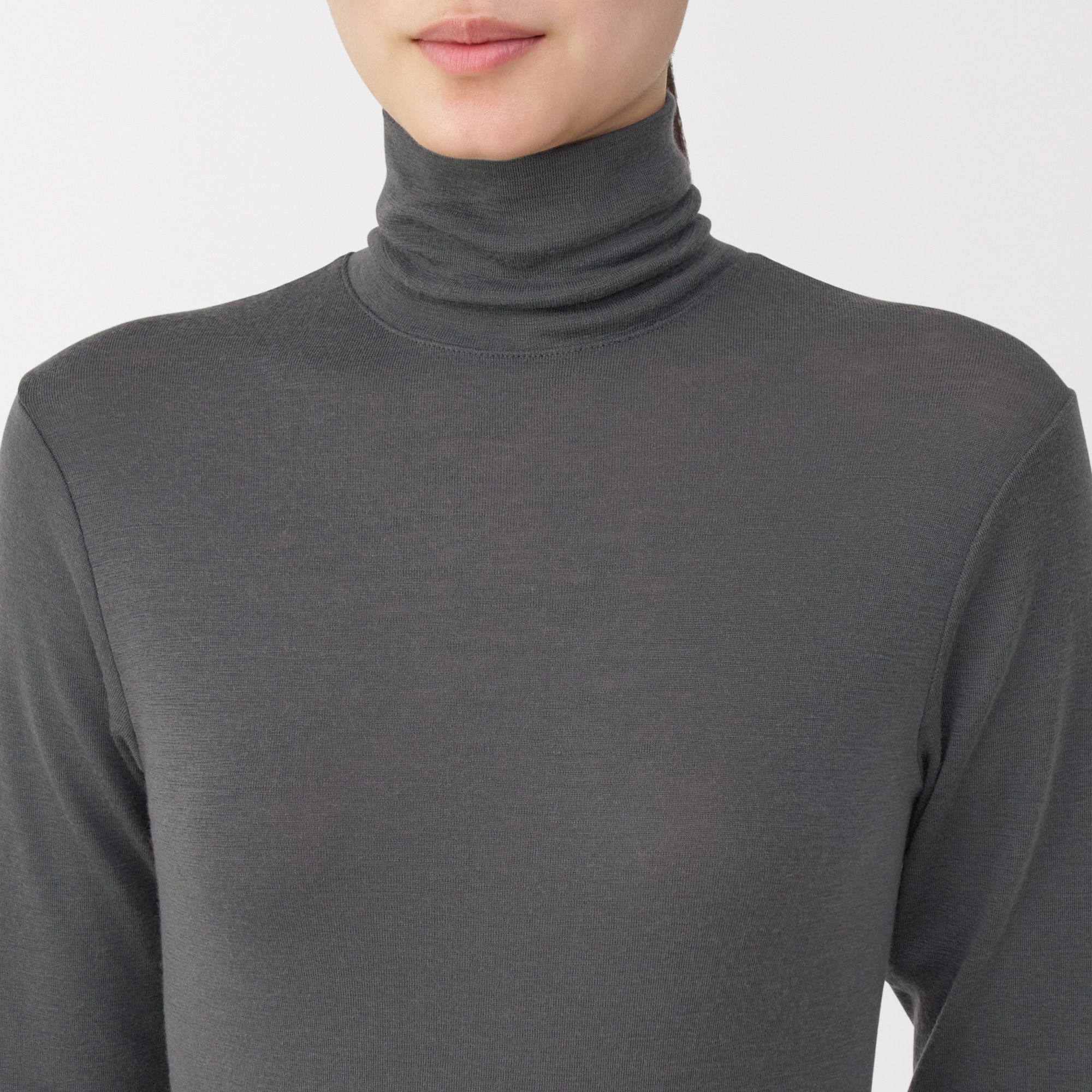 婦人　ウールタートルネック長袖Ｔシャツ