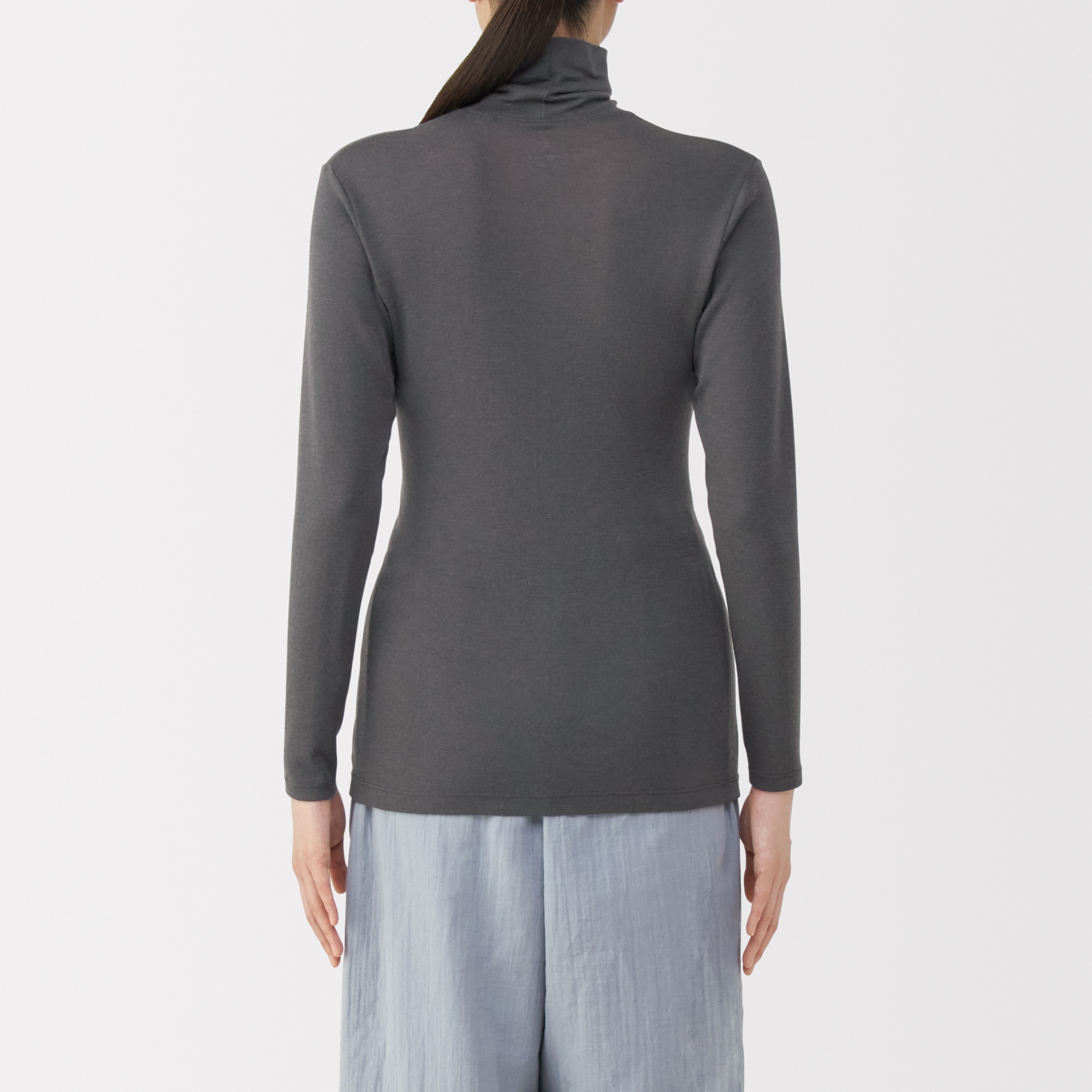 婦人　ウールタートルネック長袖Ｔシャツ