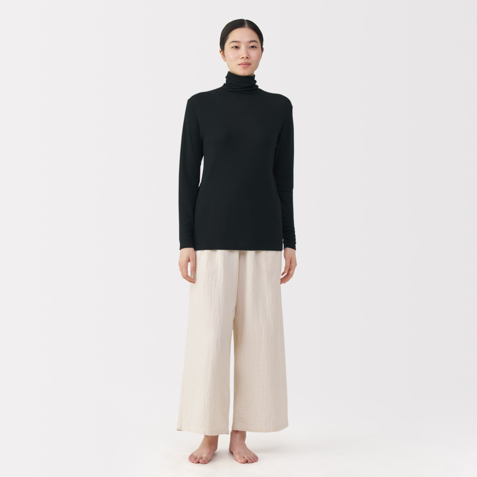 婦人　ウールタートルネック長袖Ｔシャツ