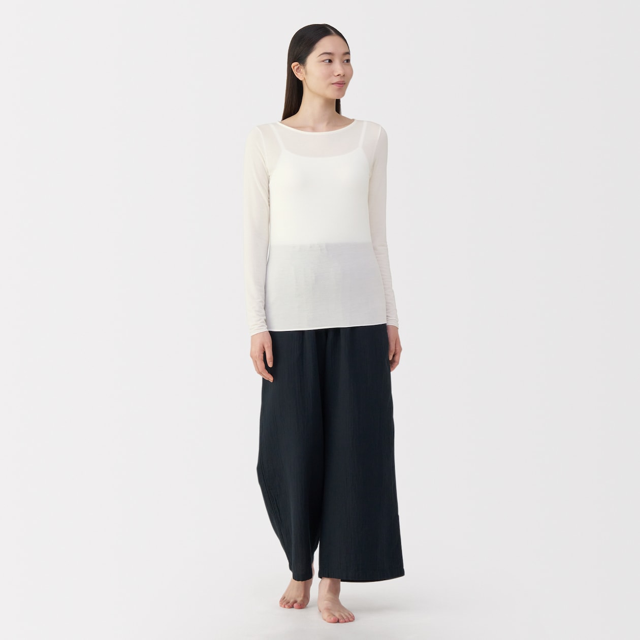 婦人　シアークルーネック長袖Ｔシャツ