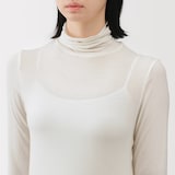 婦人　シアータートルネック長袖Ｔシャツ