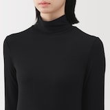 婦人　シアータートルネック長袖Ｔシャツ