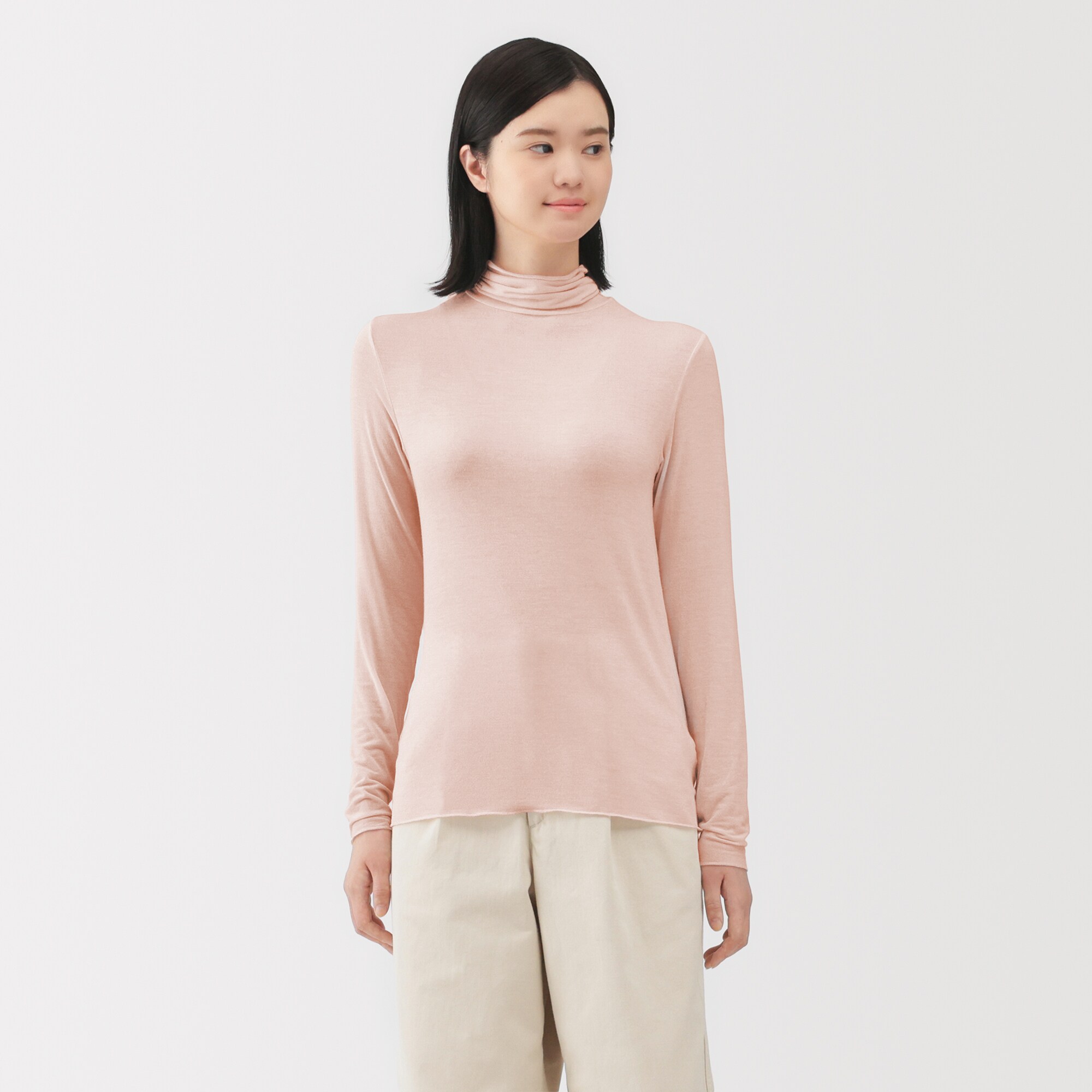 婦人　シアータートルネック長袖Ｔシャツ