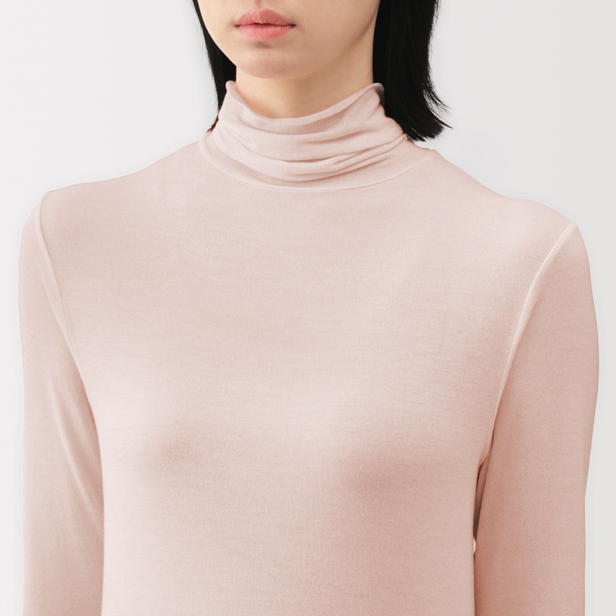 婦人　シアータートルネック長袖Ｔシャツ