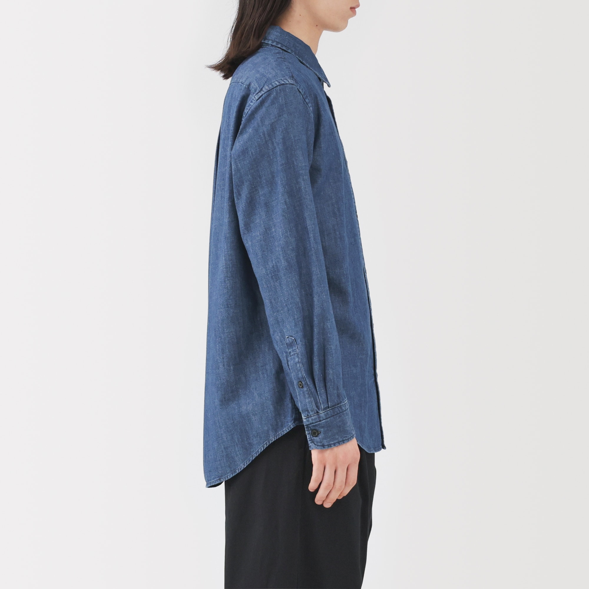 紳士　デニムシャツ