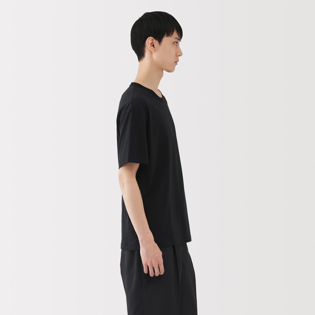 紳士　昔ながらの製法で編み立てた天竺クルーネック半袖Ｔシャツ